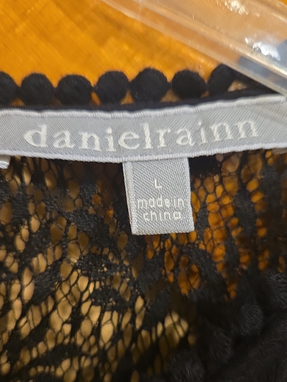 Daniel Rainn Black Lace Yoke Cap-Sleeve Blouse - Picture 2 of 10